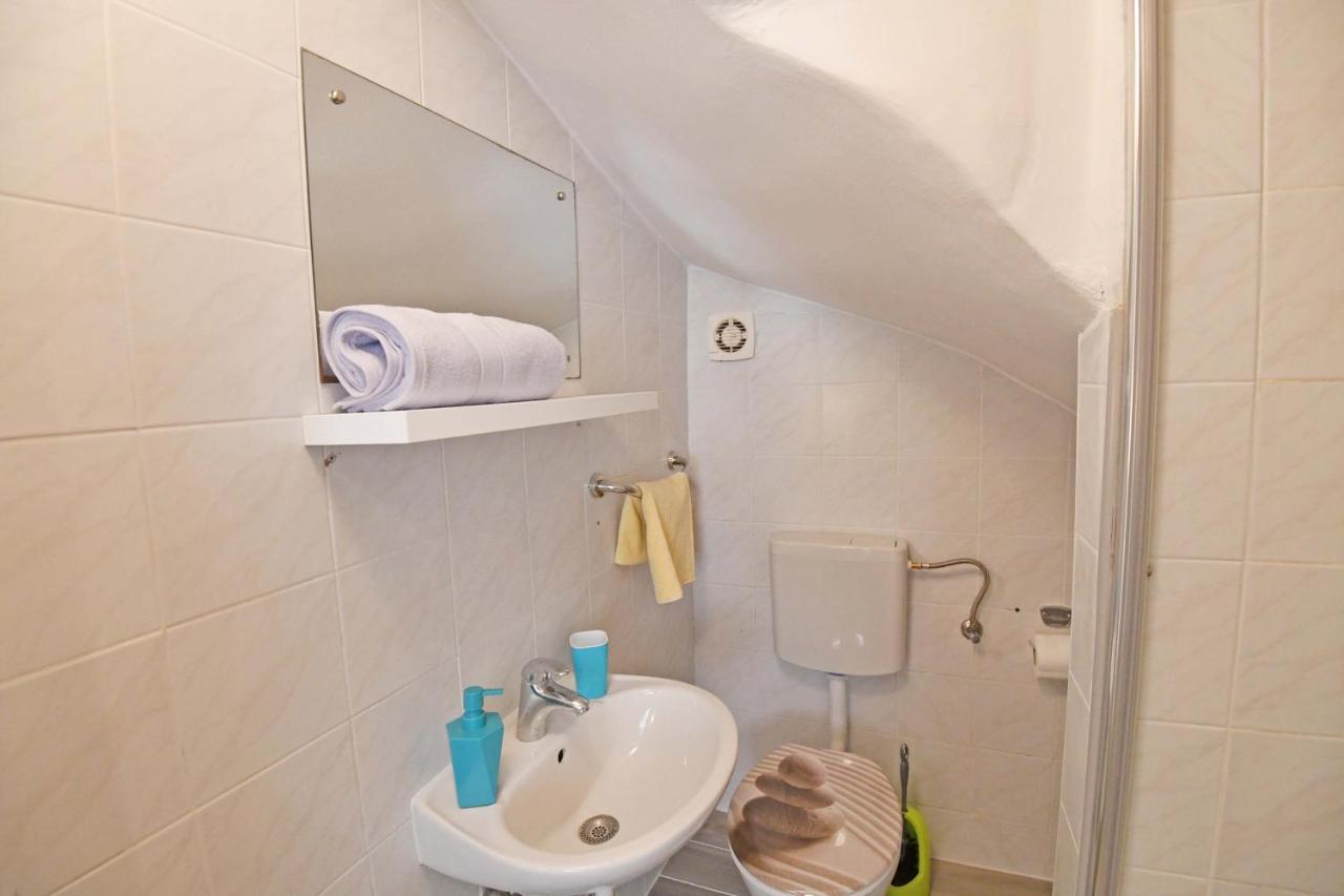 Mila Apartment *